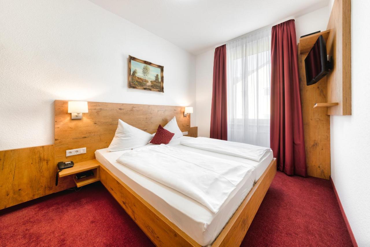 Hotel Krone Rielasingen-Worblingen Екстер'єр фото