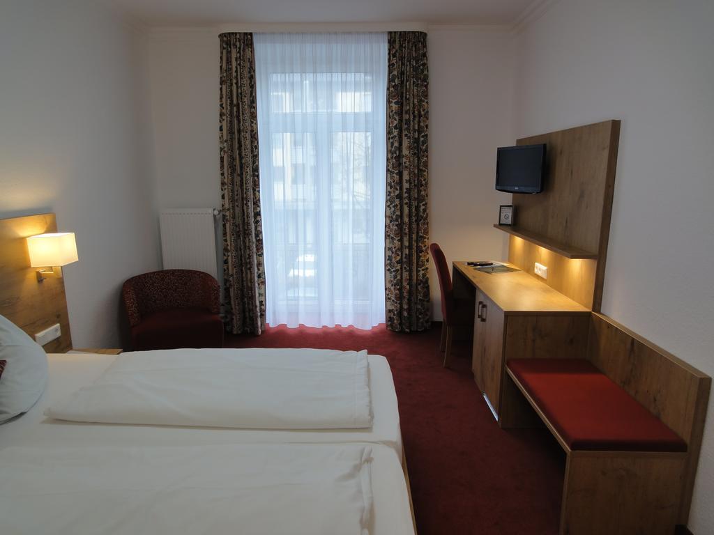 Hotel Krone Rielasingen-Worblingen Екстер'єр фото
