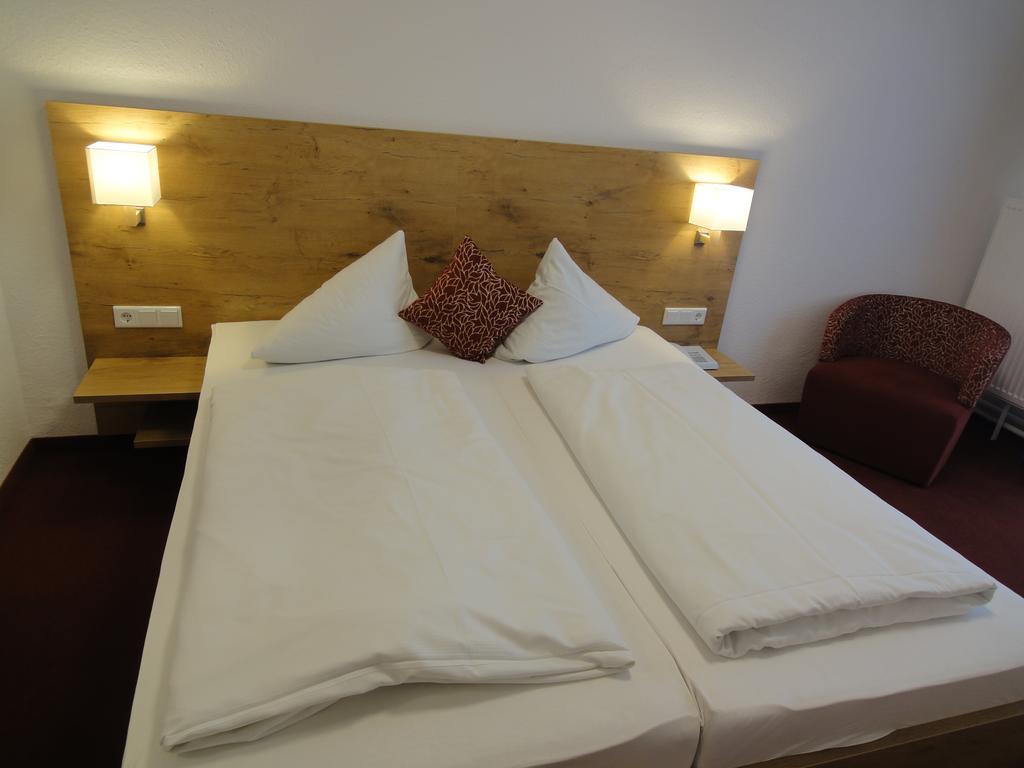 Hotel Krone Rielasingen-Worblingen Екстер'єр фото