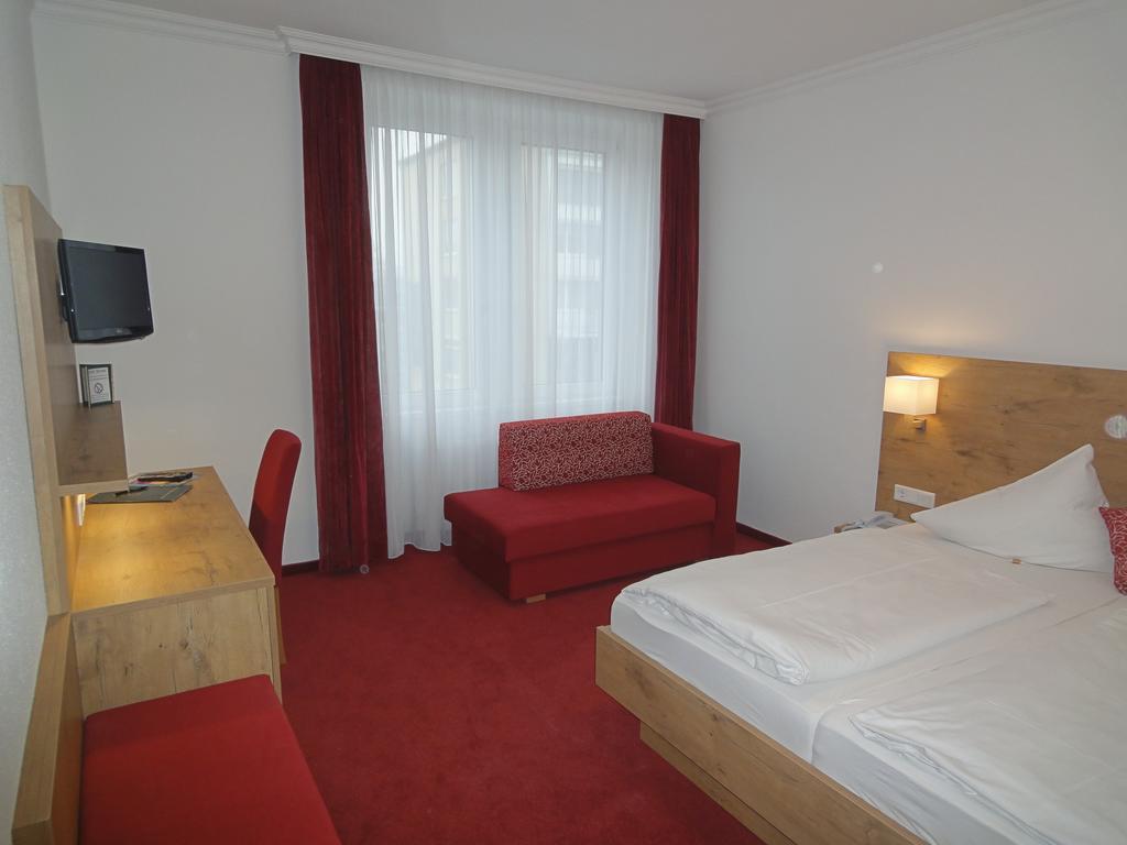 Hotel Krone Rielasingen-Worblingen Номер фото