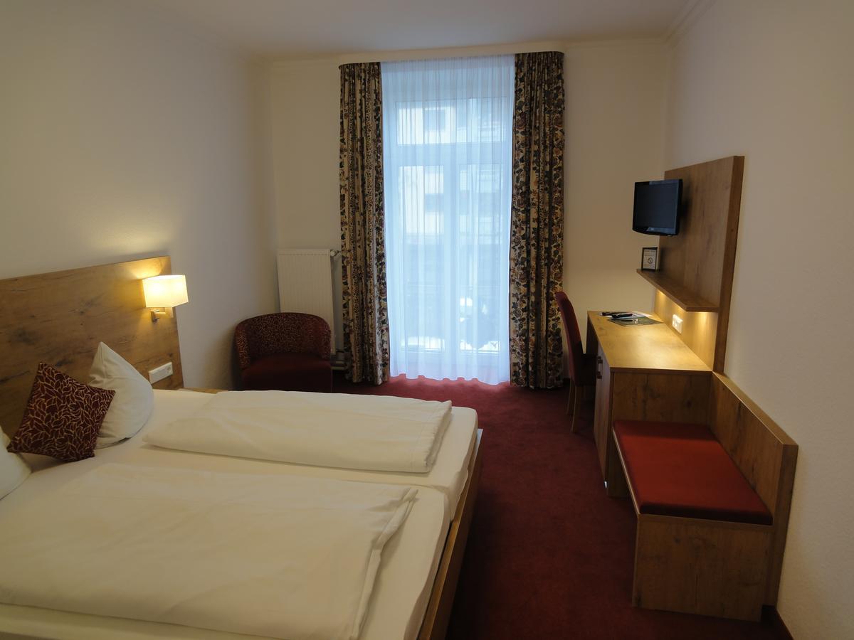 Hotel Krone Rielasingen-Worblingen Екстер'єр фото