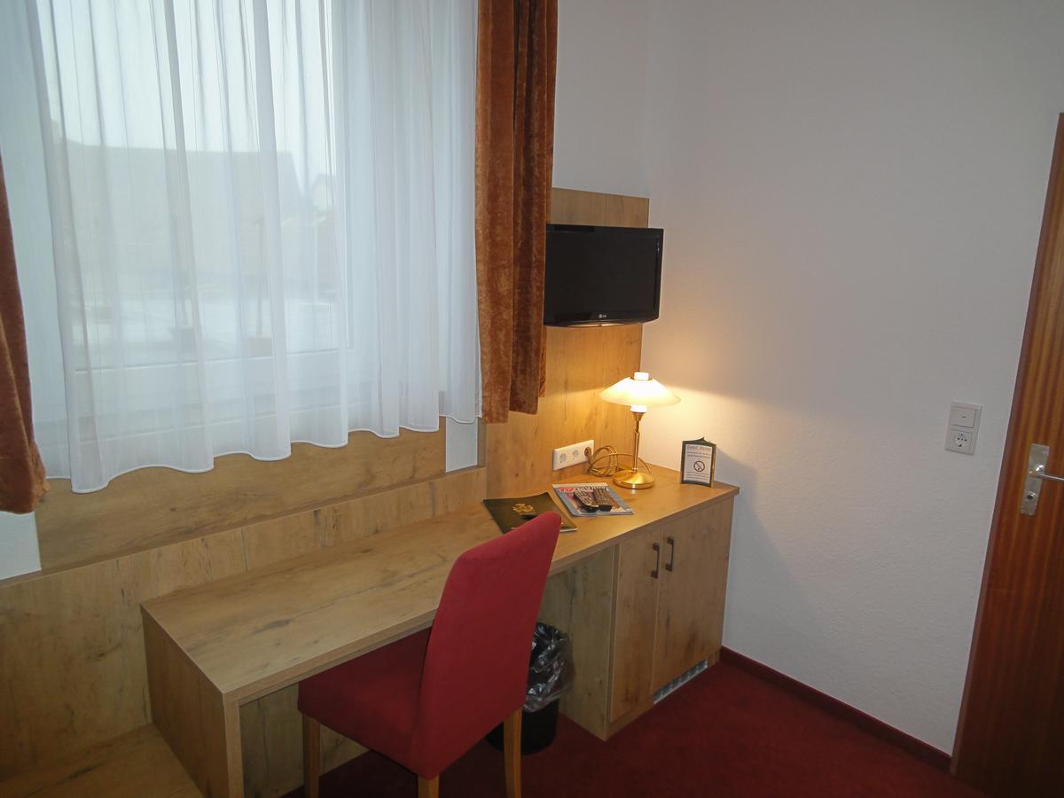 Hotel Krone Rielasingen-Worblingen Екстер'єр фото