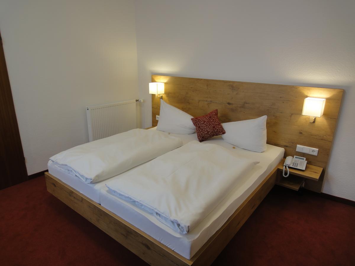 Hotel Krone Rielasingen-Worblingen Екстер'єр фото