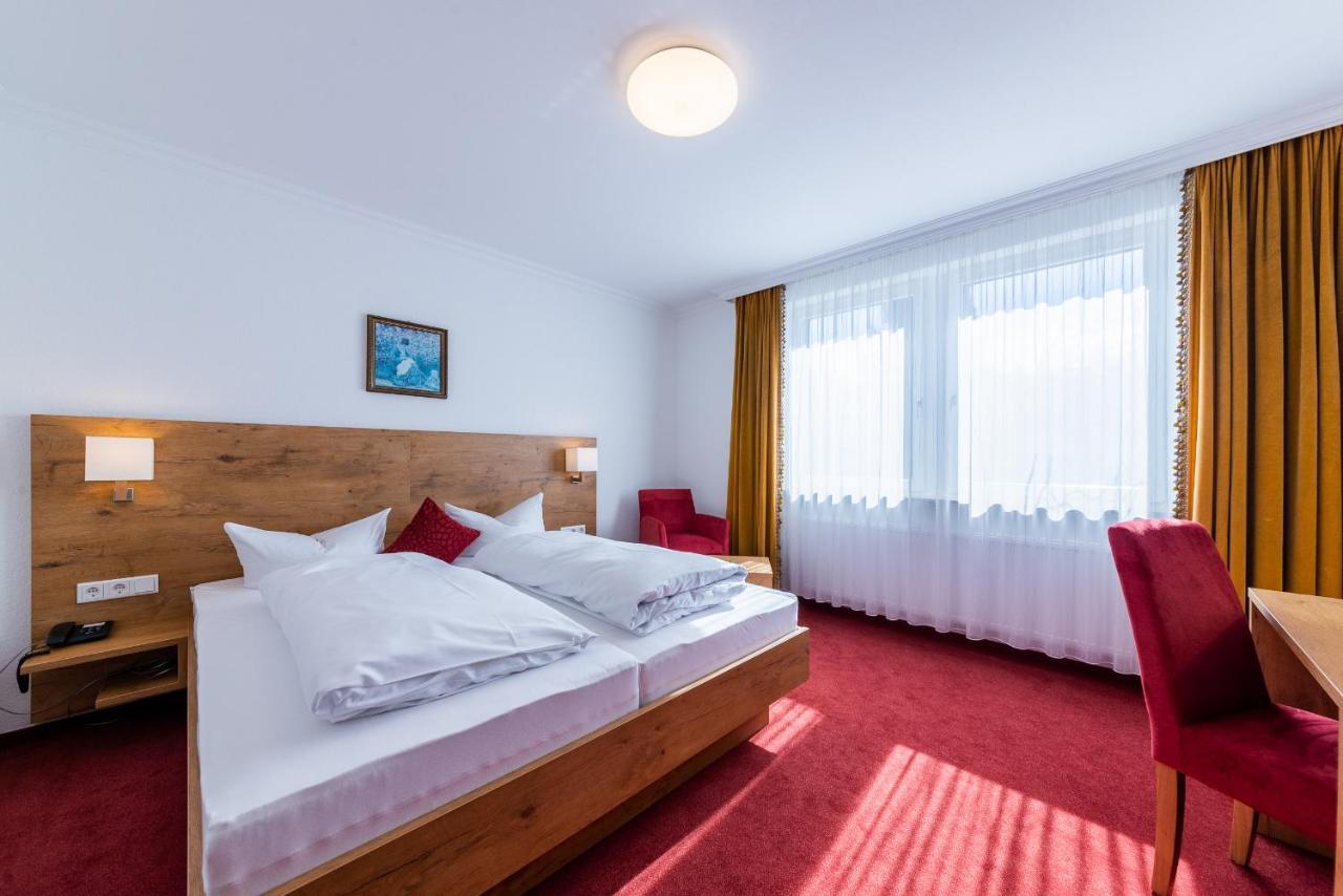 Hotel Krone Rielasingen-Worblingen Екстер'єр фото